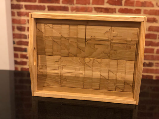 Personalized Wooden Serving Tray: Your Flag